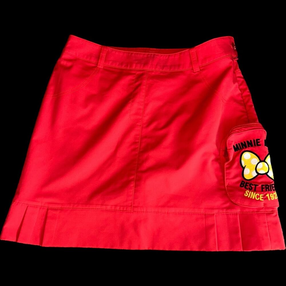 NWOT Disney Japan / Asia Minnie Mouse Bright Red Skort Size 26 / 2 or 4